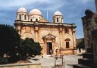 Das Kloster Agia Triada spielte in Film "Zorba The Greek" (Sorbas der Grieche) schon einmal eine Filmrolle